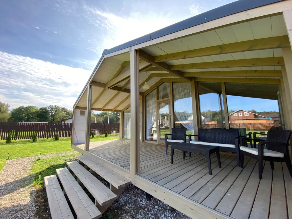 Dubldom Лисичкино у реки