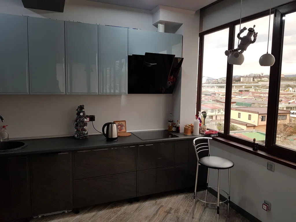 Квартира Просторная квартира с видом на горы и взлетающие самолёты — Адлер