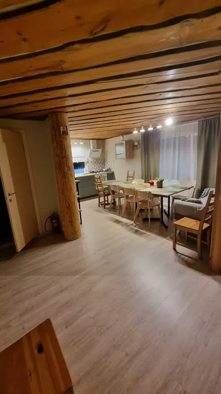 Дом на озере