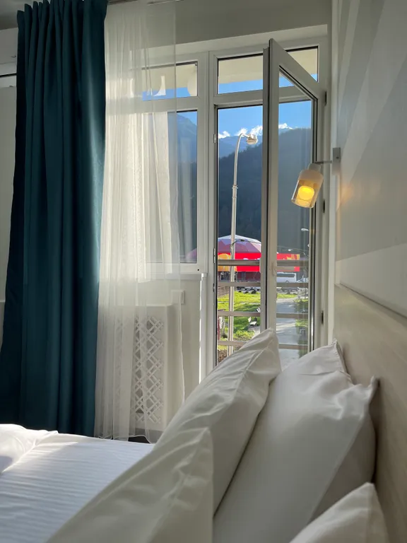 Апартаменты с балконом, отдельной спальней Синие горы напротив Казино