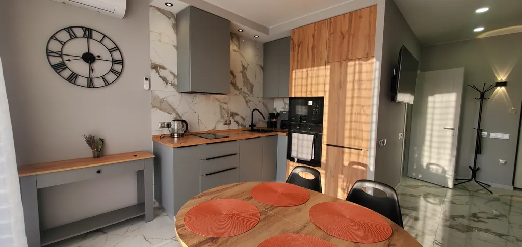 Квартира Просторные апартаменты в живописном месте Ялты с видом на море — аренда посуточно в Восход