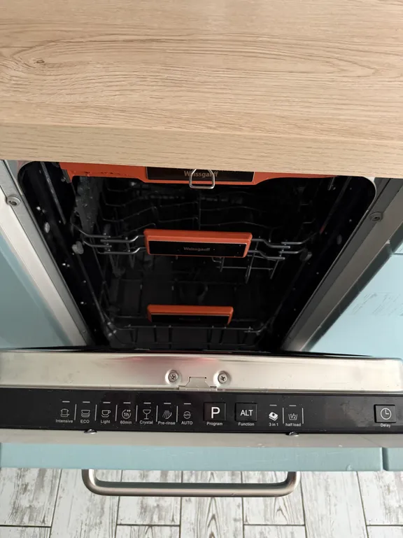 Квартира Квартира Уютная евродвушка с балконом рядом с морем в центре Адлера — Сириус