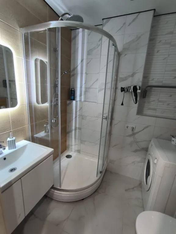 Уютная новая квартира в центре города