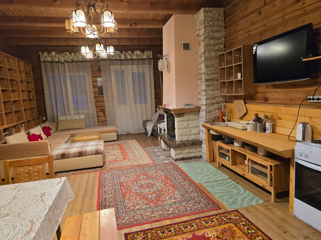 Кедровый дом на Телецком озере