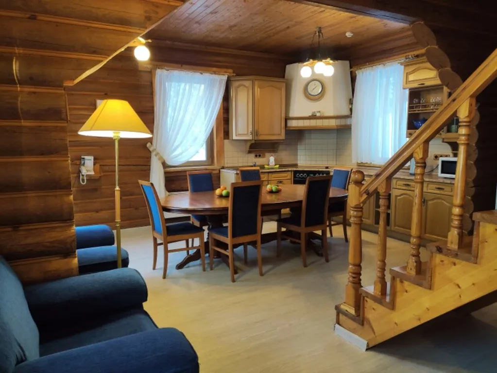 Коттедж 4-комнатный Дом — Лопотово