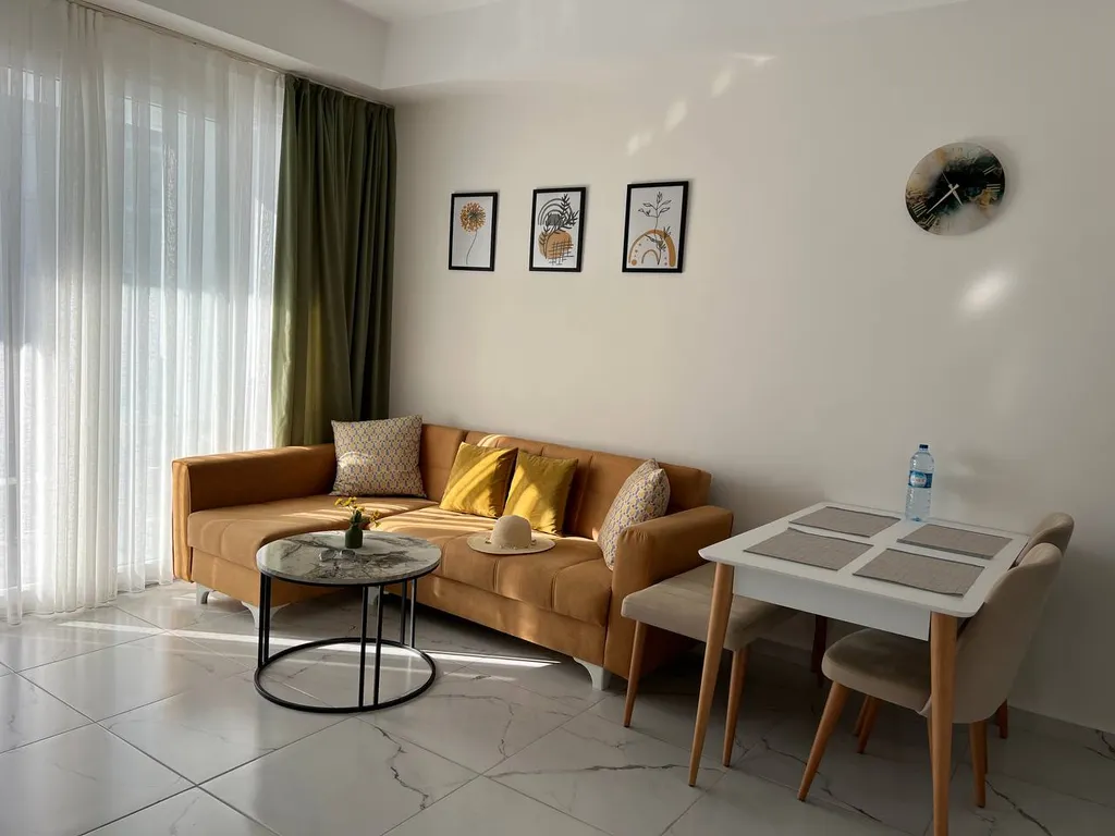 Теплые, солнечные апартаменты