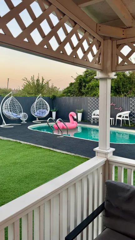 Коттедж Уютный красивый загородный дом с беседкой и бассейном — Елизаветинская