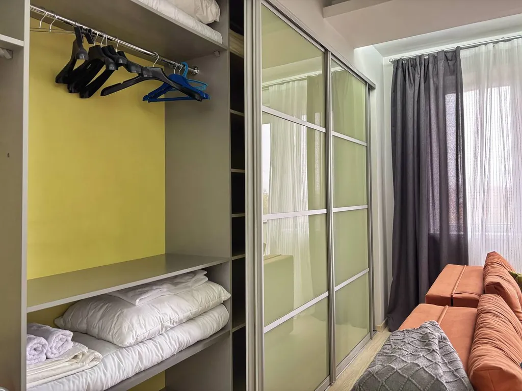 Aутeнтичная 2-комнатная квартира рядом с заводом ЧТПЗ