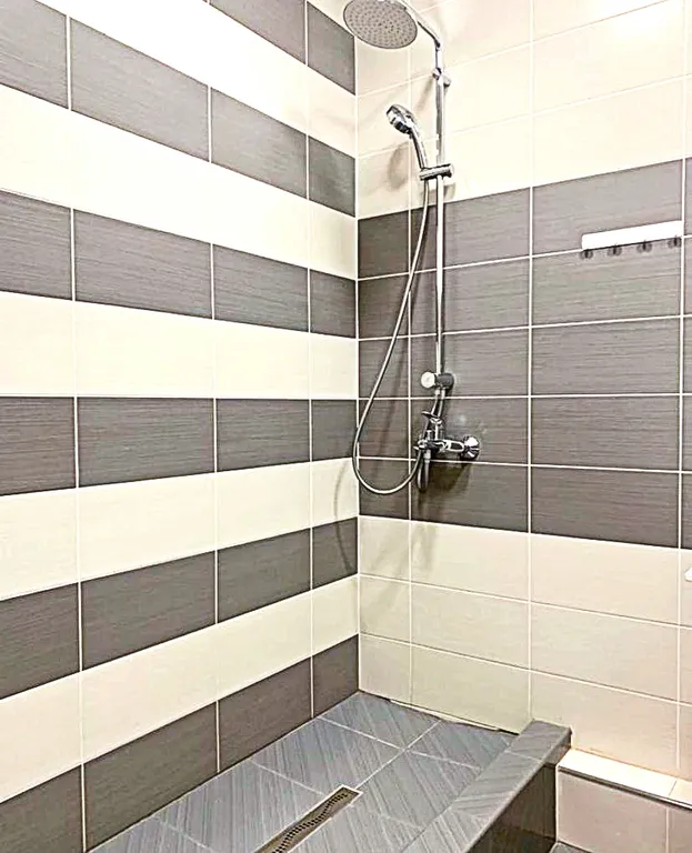 Лофтовая квартира в центре у МЦ Лотос, Таганай, Молнии,  Юности.