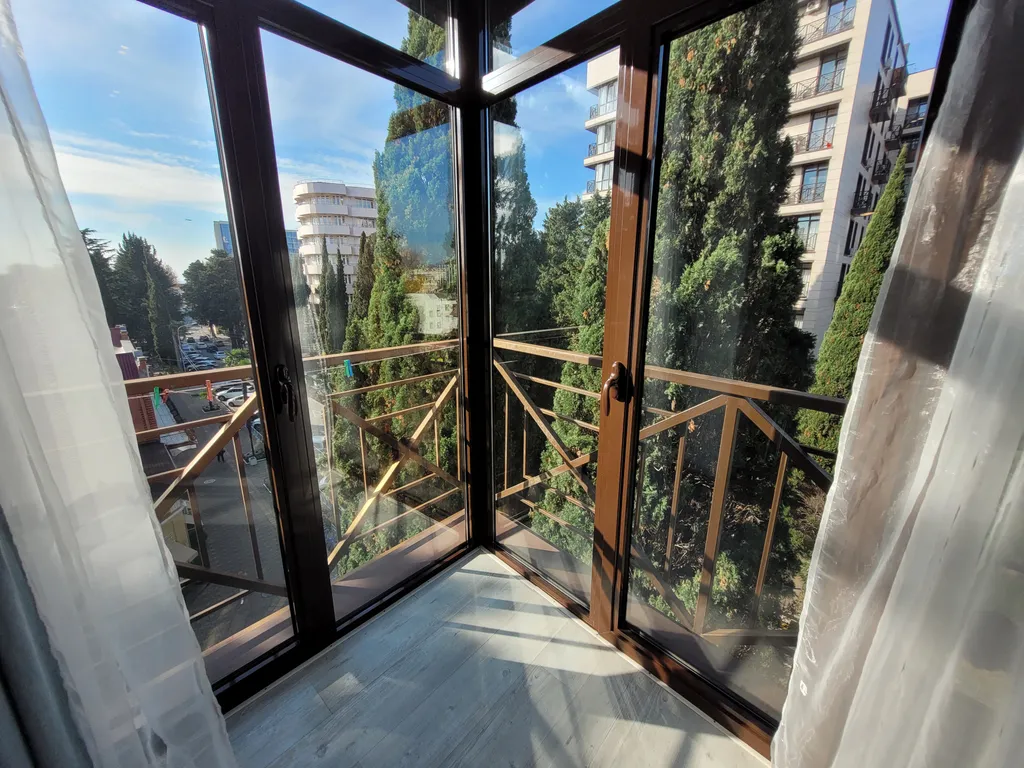 Квартира с панорамными окнами в 5 минутах до моря