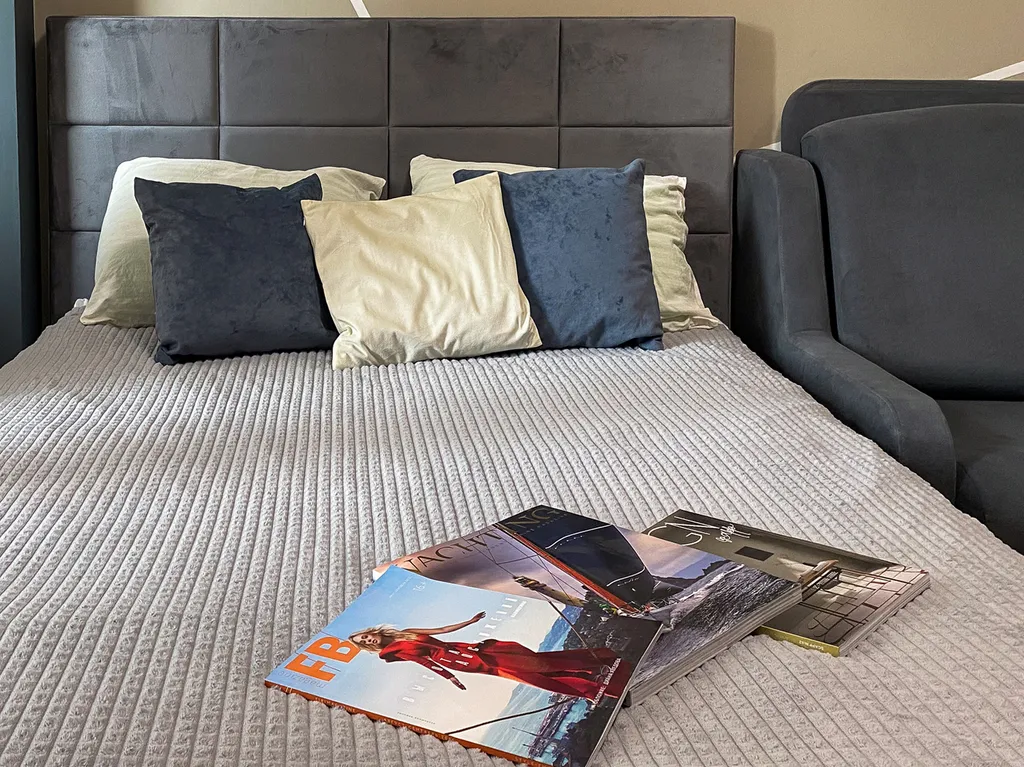 Дизайнерская студия с верандой