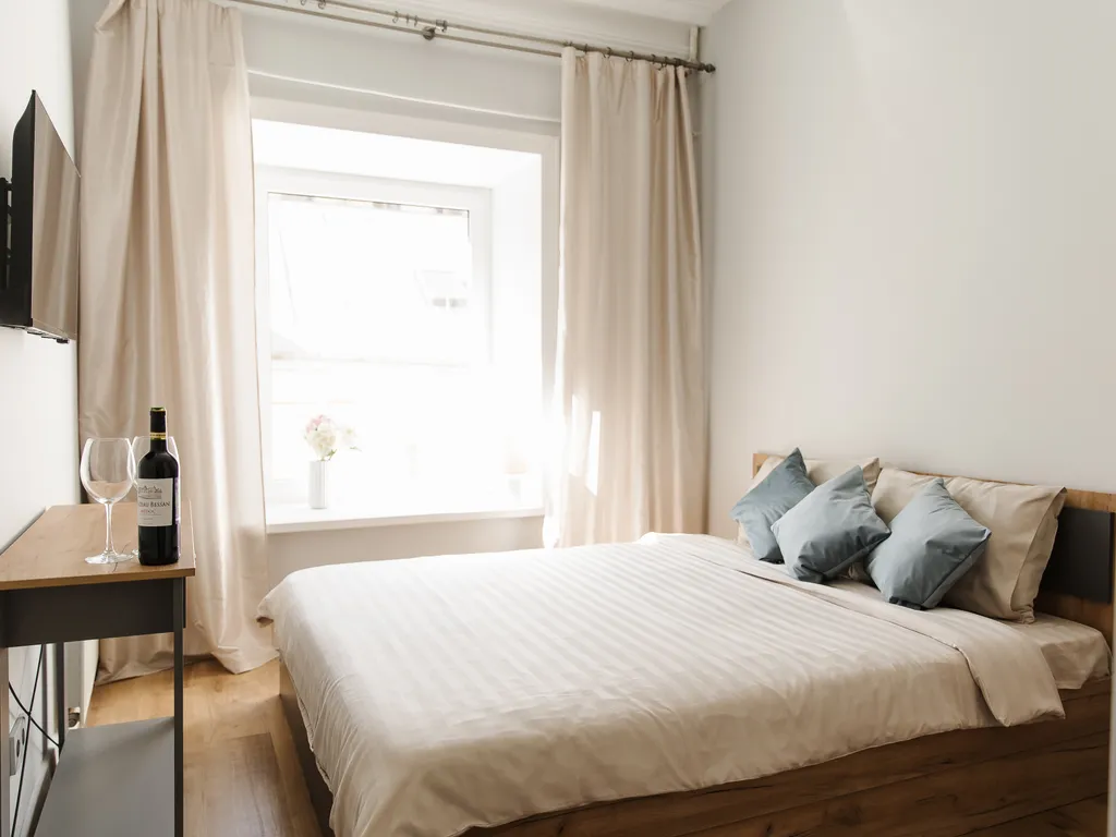 Квартира с новым ремонтом в 300 м от Эрмитажа в части Владимирского дворца