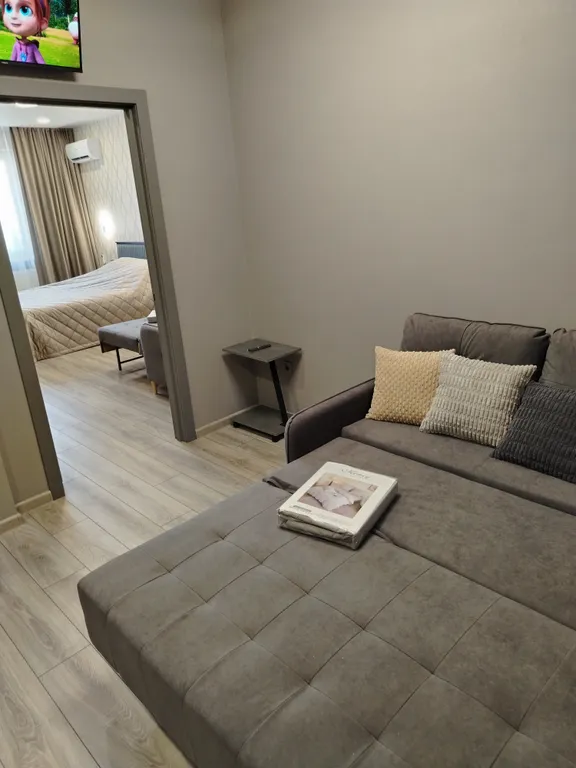 Квартира с новым дизайнерским ремонтом