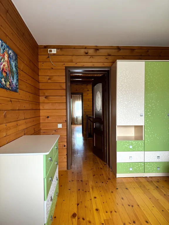 Уютный коттедж с садом