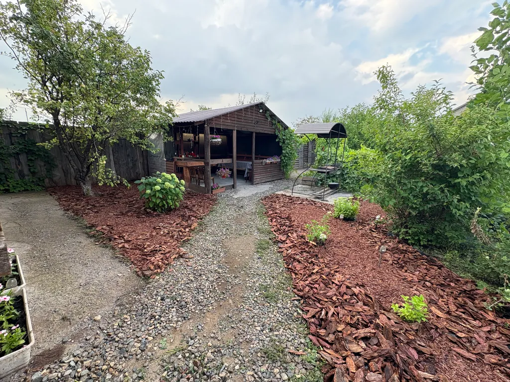 Дом с баней и чаном