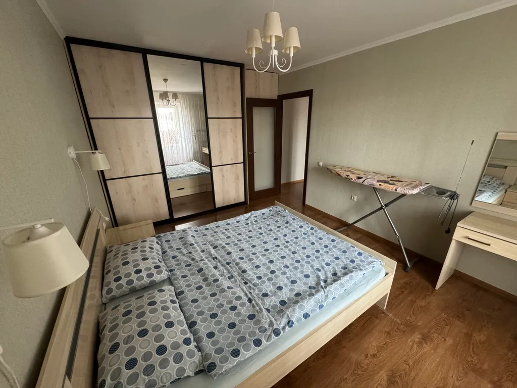 Двухкомнатная квартира в новом чистом районе с видом на парк