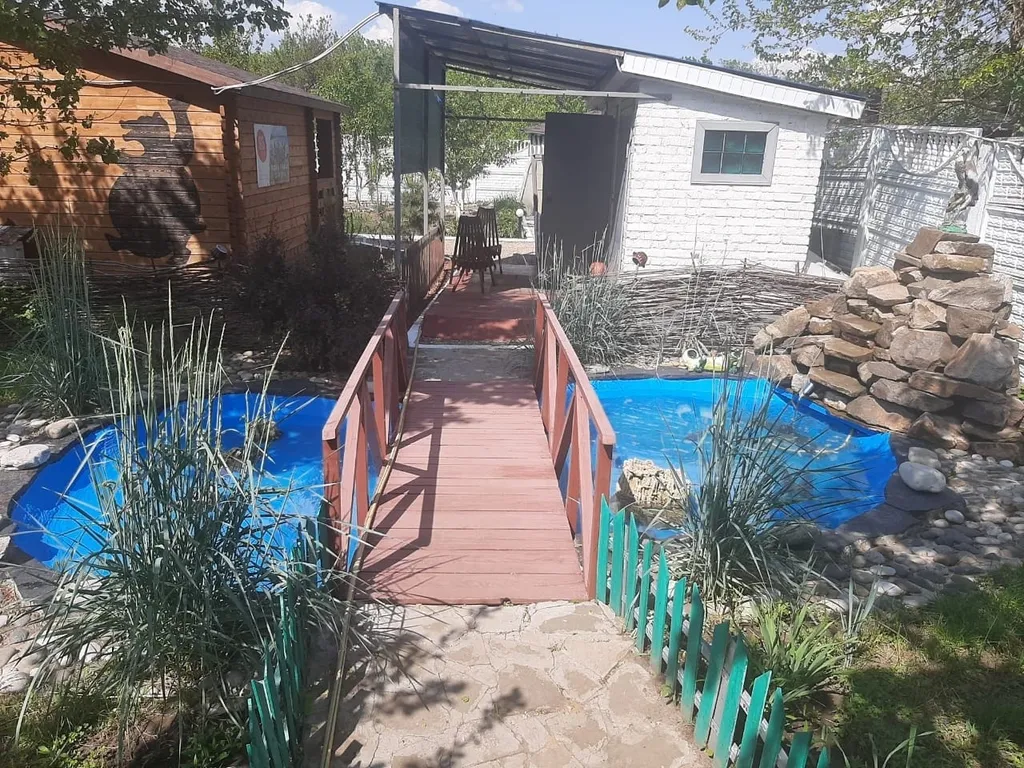 Коттедж на территории частного домовладения