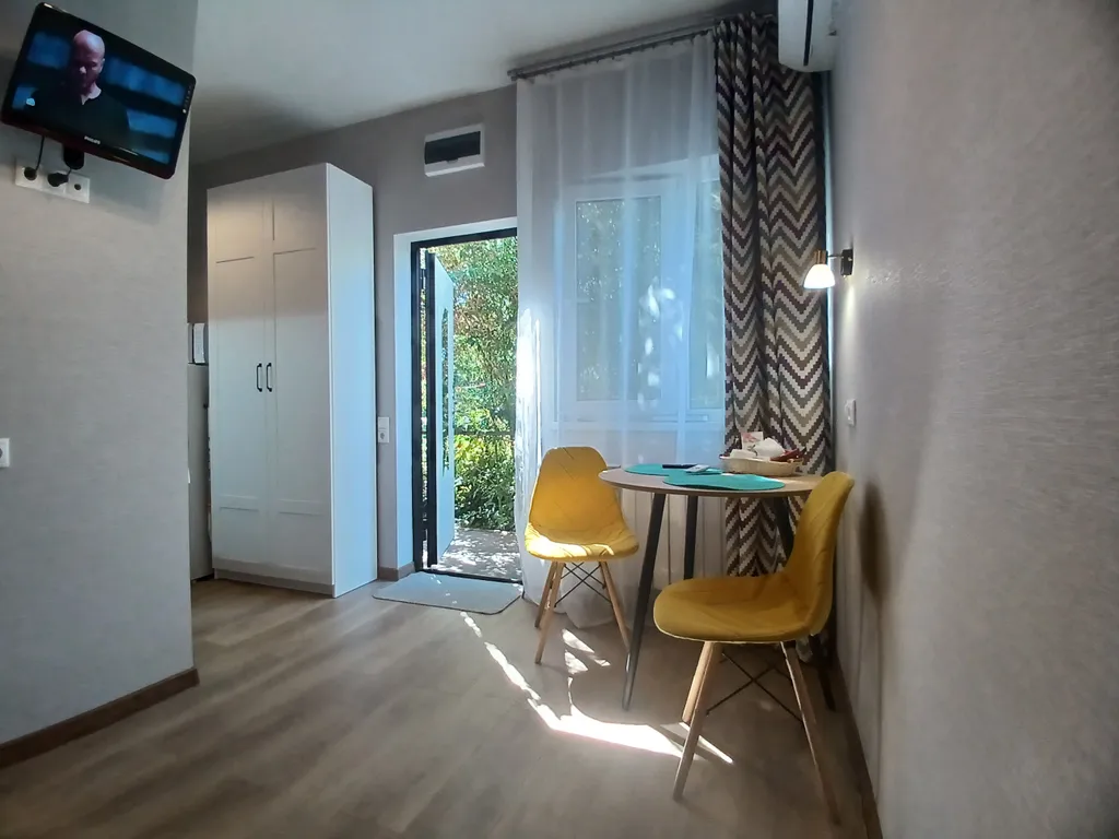 Апартаменты Terrazza рядом с вокзалом, с террасой, комфортные и уютные