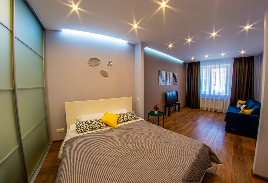 Современная студия бизнес класса с выходом в парк