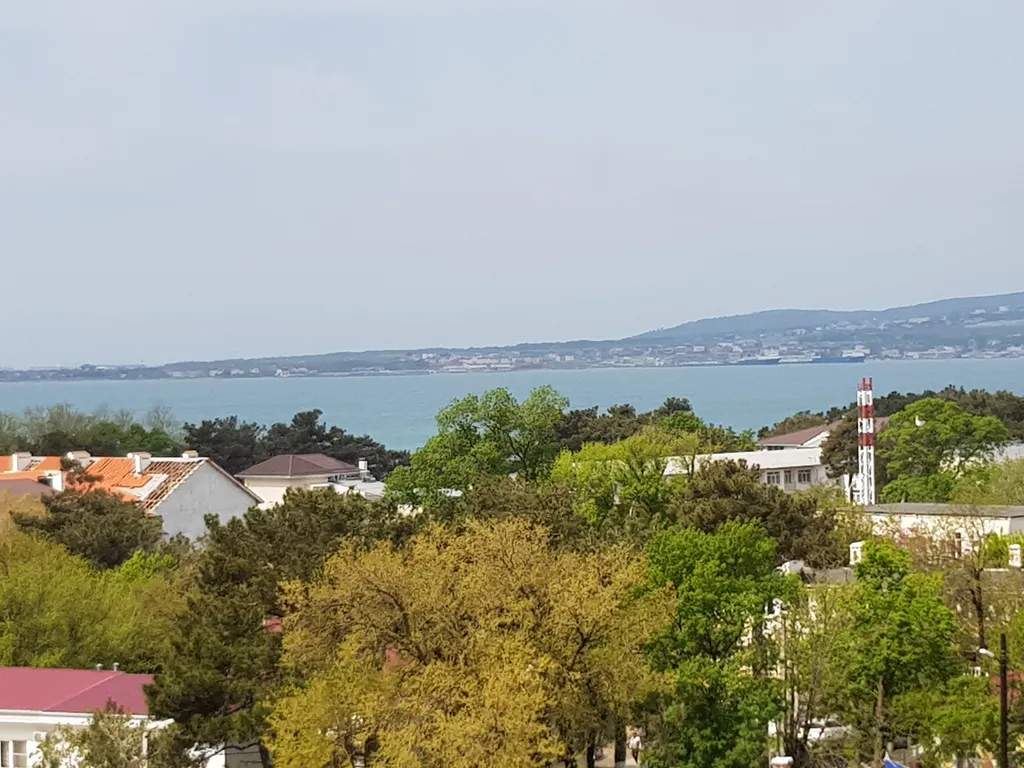 Квартира 4-комнатная Квартира — Геленджик