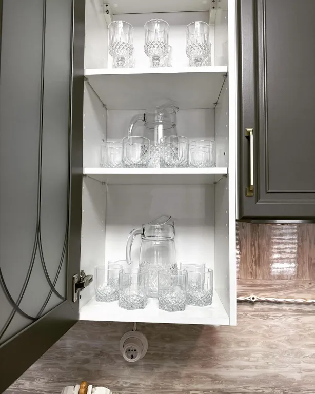 Уютный брусовый дом на берегу