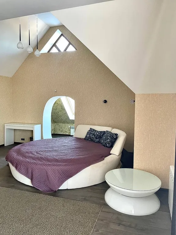 Уютный дом с дизайнерским ремонтом