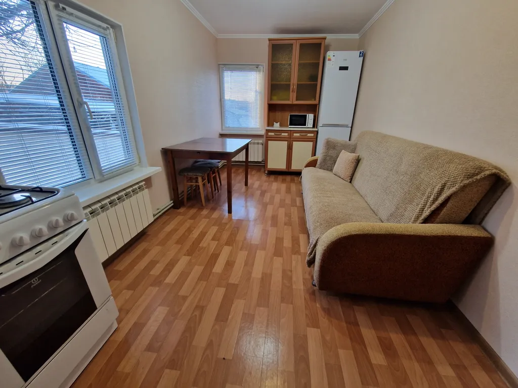 Коттедж Домик в центре — Кисловодск