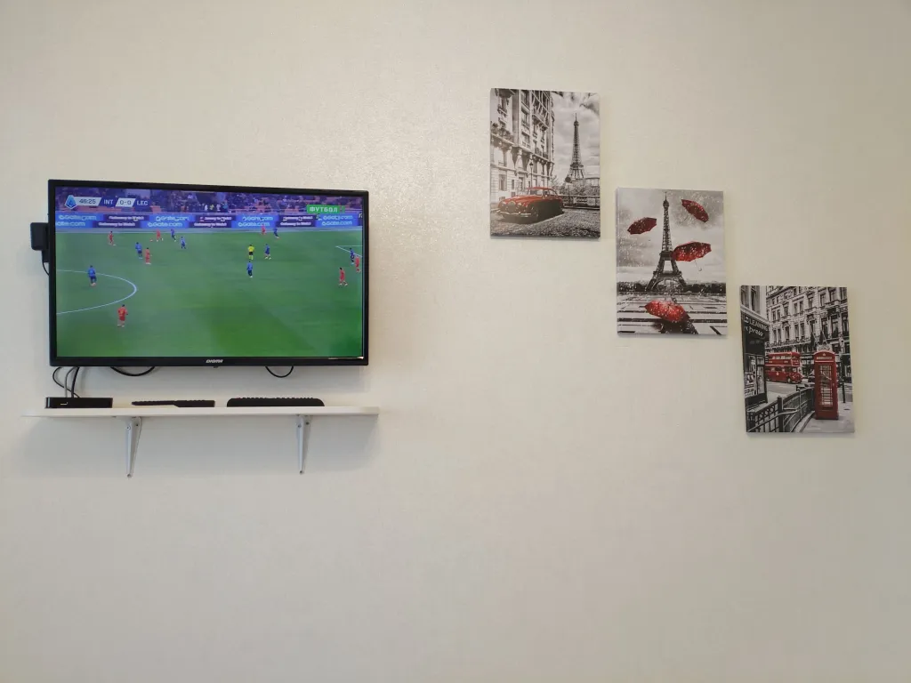 Современная квартира с видом на закат