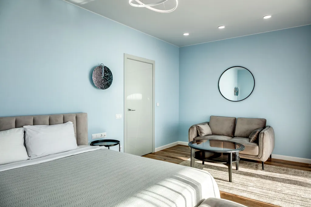 4 комнатная современная квартира с видом на море