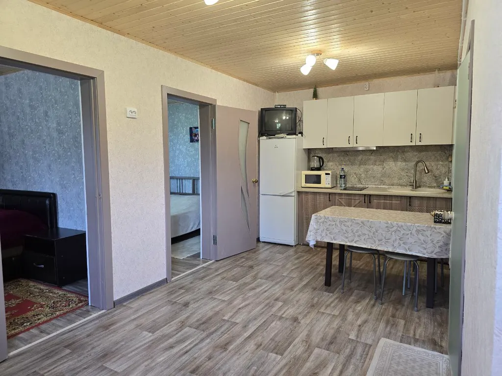 Коттедж Загородный дом для семейного отдыха — Плодовое