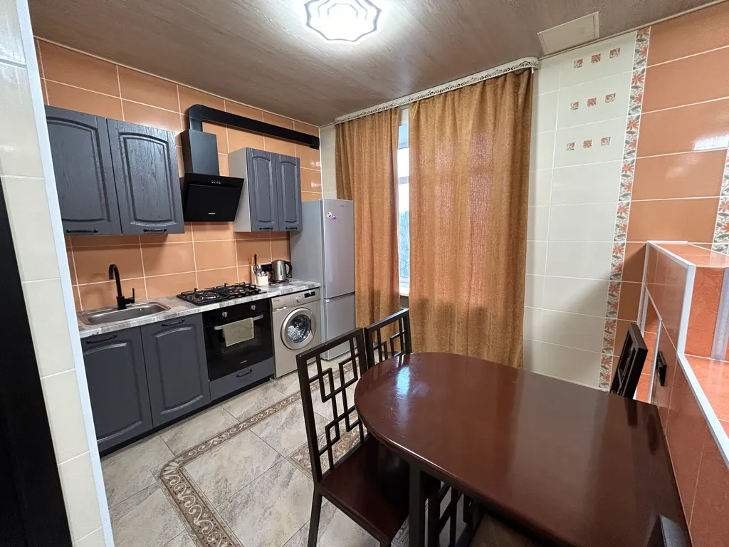 Студия с красивым видом на центр города