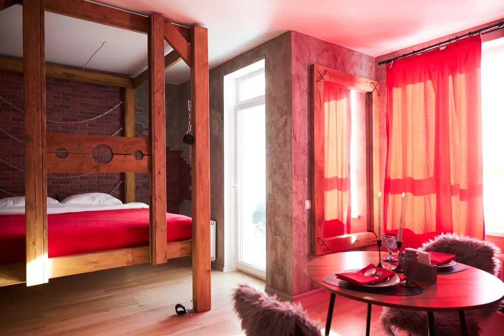 Студия в стиле БДСМ