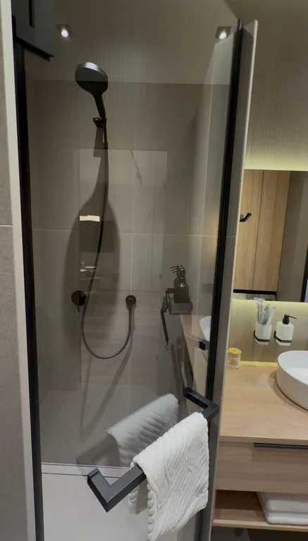 Квартира 2-комнатная Квартира — Геленджик