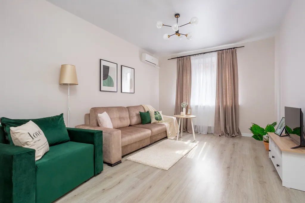 Апартамент LikeHome Карамель c видом на стадион и парк