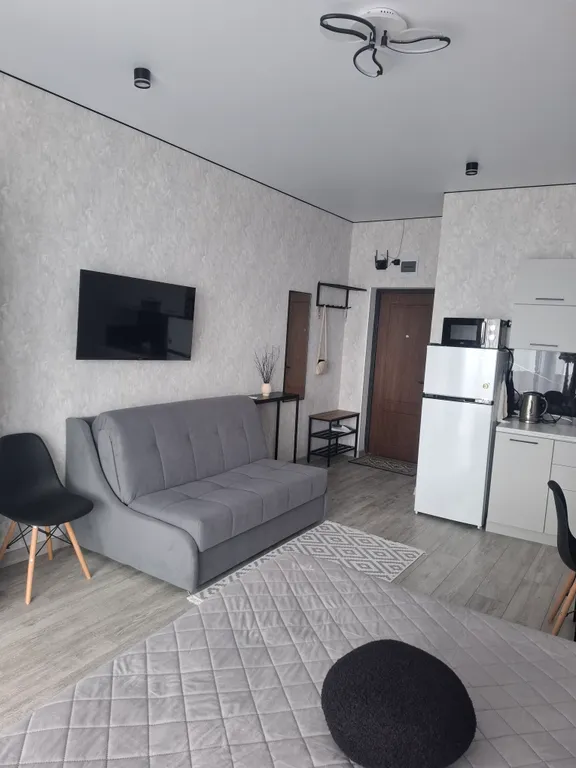 Видовые апартаменты-студия на 1-ой береговой