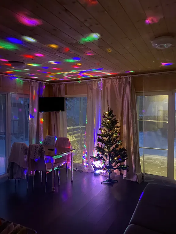 Уютный дом для семейного отдыха с баней и детской площадкой