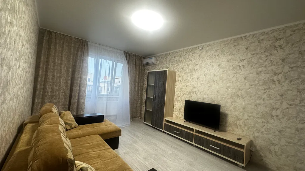 Уютная квартира в новом доме — аренда посуточно в Старый Оскол