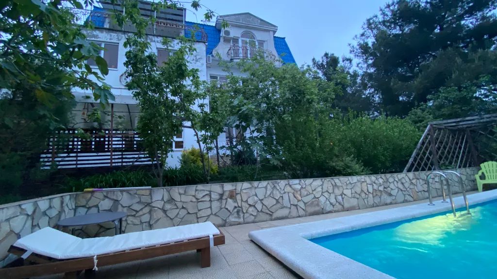 Квартира Апартаменты люкс с сауной, беседкой и бассейном — аренда посуточно в Геленджик