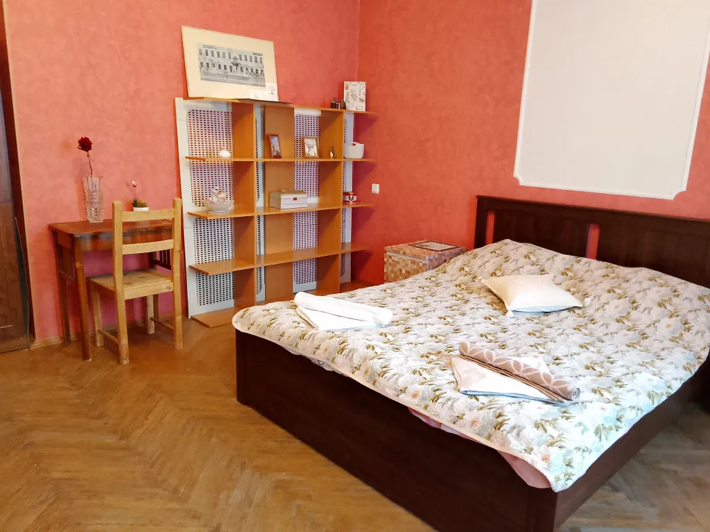 Квартира в старинном доме — аренда посуточно в Санкт-Петербург