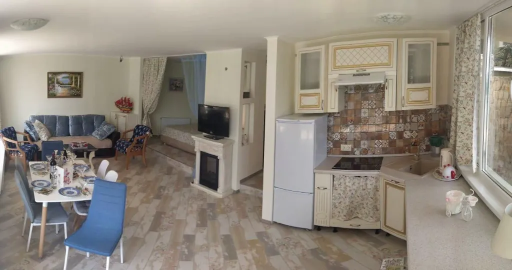 Люкс с видом на море и большим балконом 102