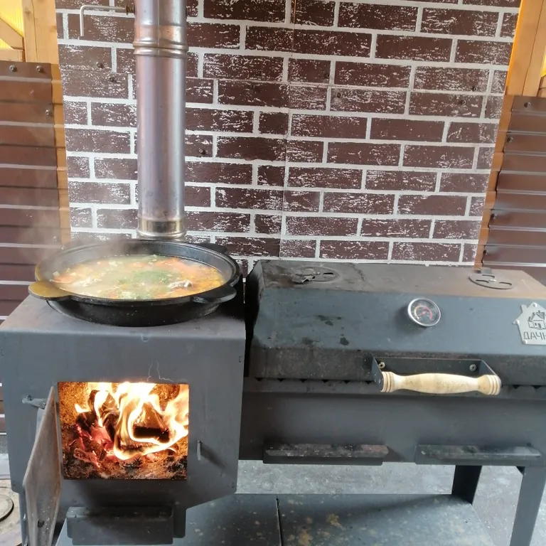 Домик в горах Алтая