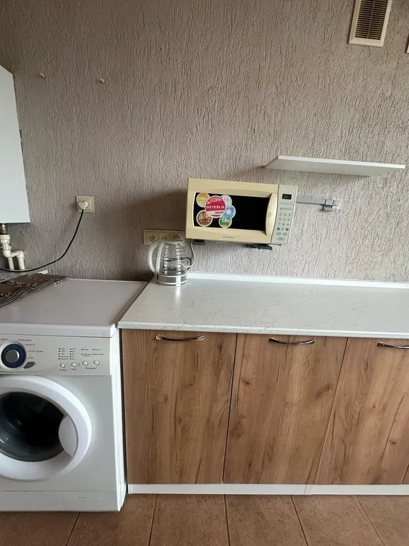 Двухкомнатная квартира у моря, с размещением до 8-ми гостей