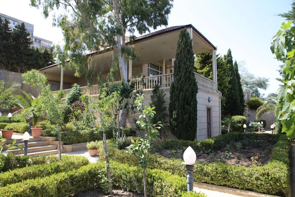 Aymesa вилла с видом на Каспийское море