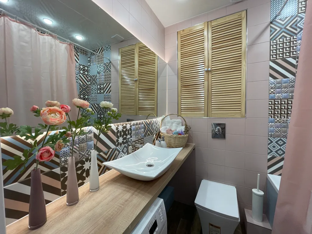 Студия с ванной и с панорамным видом Москвы