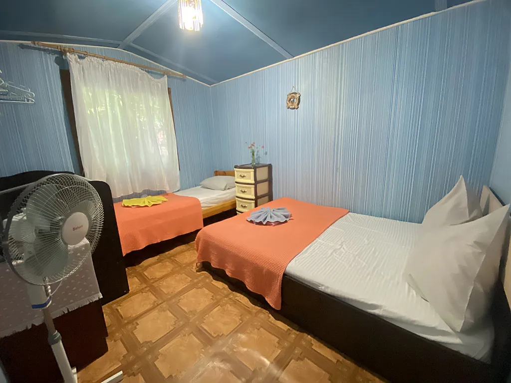 Коттедж 2-комнатный Дом — Курортное (Феодосия)