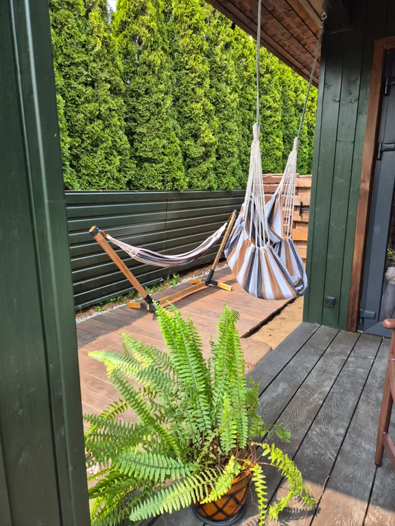 Сказочный уютный домик у моря