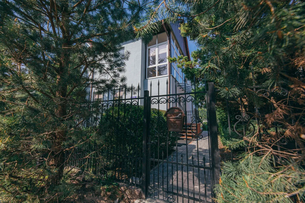 Комфортный дом в центре города, рядом с Верхним озером