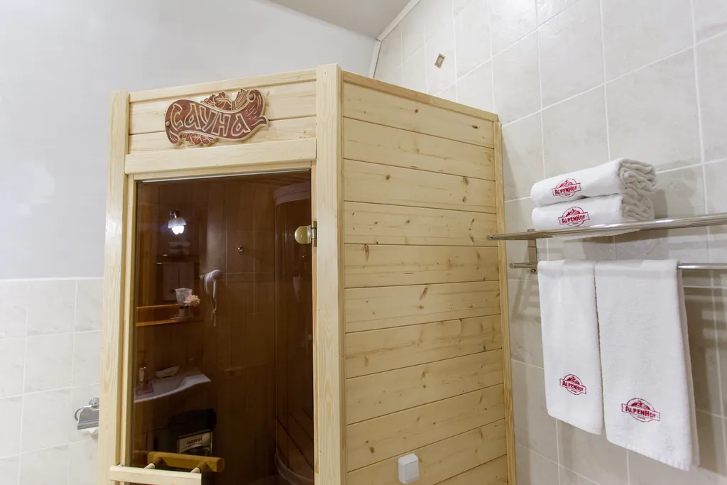 Уютные апартаменты с сауной рядом с ГЛЦ