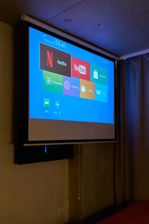 Апартаменты в стиле лофт для семейного отдыха, с проектом для фильмов