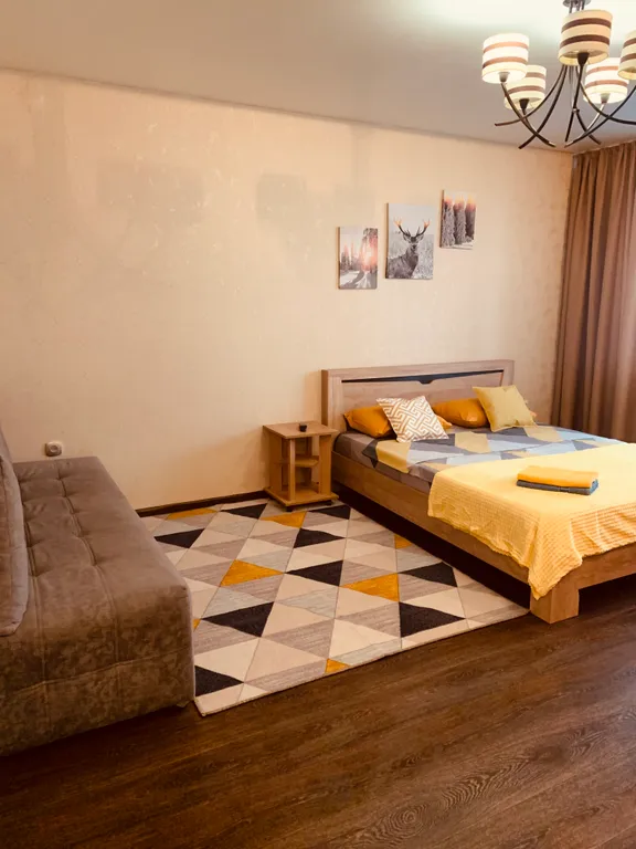 Уютная двухкомнатная квартира в хорошем районе — аренда посуточно в Набережные Челны